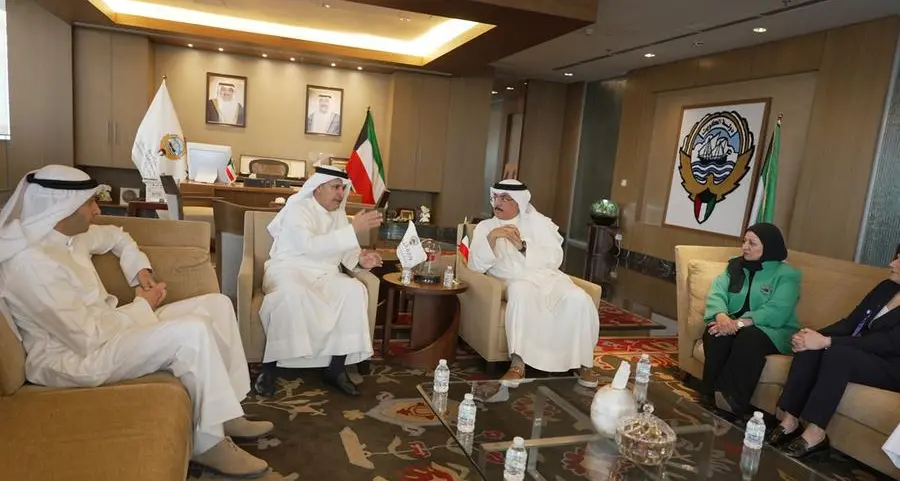 بنك الكويت الوطني يبحث سبل تعزيز شراكته الإستراتيجية مع وزارة التربية