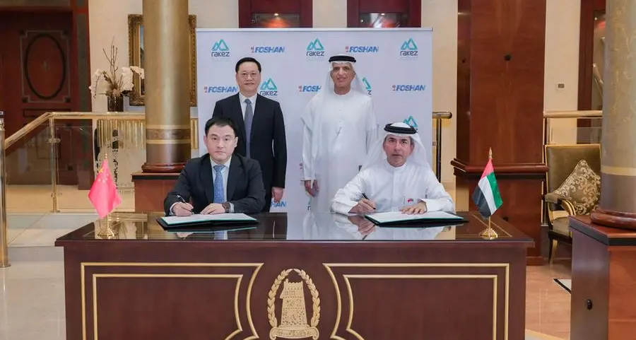 Ras Al Khaimah Ruler hosts MoU signing between RAKEZ and China’s Foshan Commerce Bureau