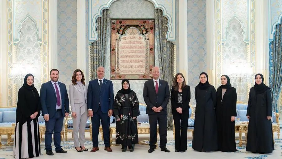 جواهر القاسمي تستقبل الدكتور برهم صالح في الشارقة ويبحثان آفاق التعاون الإنساني العالمي