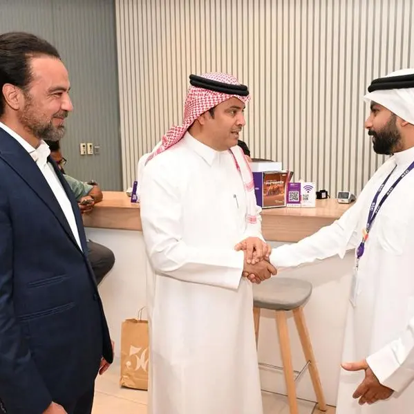 المهندس خالد العصيمي يزور عدد من فروع stc البحرين بمناسبة العودة من اجازة عيد الفطر السعيد