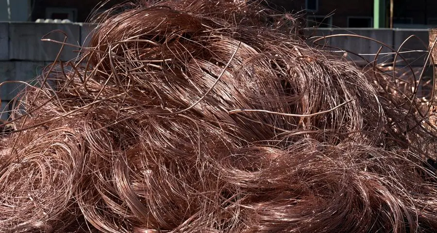 Copper gains defy gloomy outlook