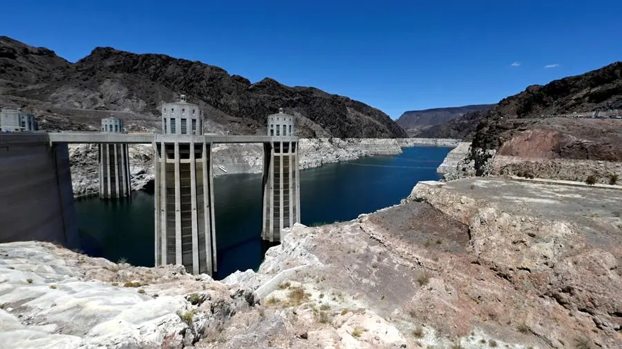 China to build world's largest hydropower dam in Tibet