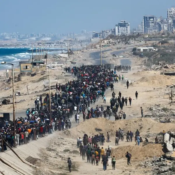 Gazans return to wrecked homes as Israeli forces pull back under ceasefire