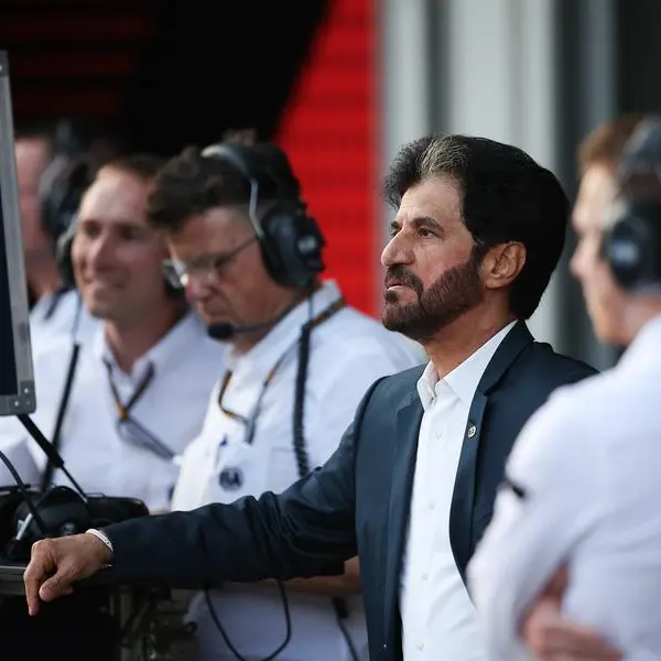 سعادة محمد بن سليّم رئيس الاتحاد الدولي للسيارات (فيا) يُشيد بالجهود التعاونية المبذولة في إطار اتفاق الفورمولا واحد على إدخال تحسينات تنظيمية لموسم 2026