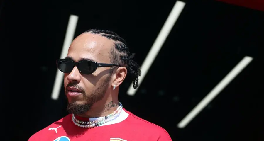 Hamilton plans to bin his phone following nightmare season