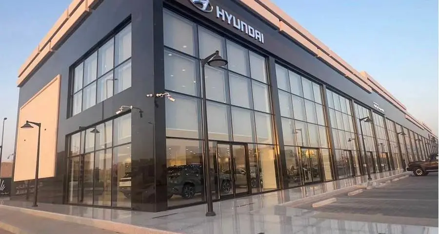 Hyundai Naghi arrives to Obhur