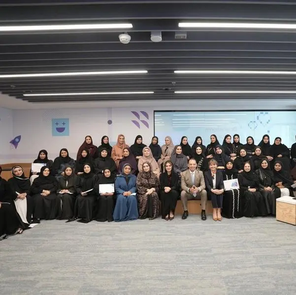 Du celebrates success of \"Call Center Training\" program with graduation of 54 Emirati contact center agents