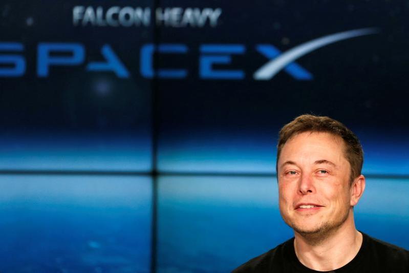 Musk and insiders to retain voting control of SpaceX after IPO, filing shows