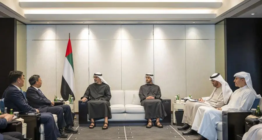 Crown Prince of Abu Dhabi meets with chairmen of leading Chinese companies