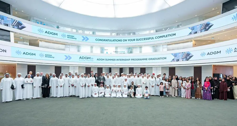 أبوظبي العالمي (ADGM) يختتم النسخة الرابعة من برنامج التدريب الصيفي السنوي، مؤكداً التزامه بالمجتمع وقيم التعاون