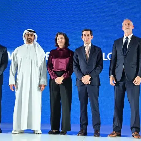 \"إنسياد\" و\"أكاديمية أبوظبي العالمي\" تطلقان منحًا دراسية لتطوير الكفاءات الإماراتية