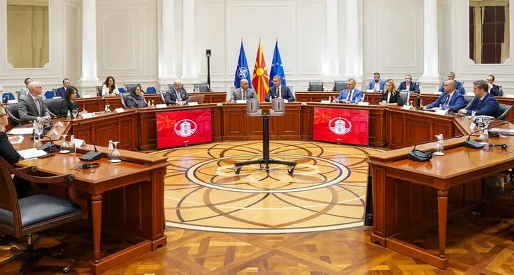 غرف دبي تبحث الفرص التجارية والاستثمارية مع جمهورية مقدونيا الشمالية بحضور رئيس الوزراء ومسؤولين من القطاعين العام والخاص