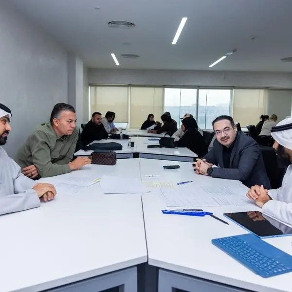 هيئة كهرباء ومياه دبي تتعاون مع معهد \"سي إنستيتيوت\" لتوسيع معارف الموظفين في مجال الاستدامة