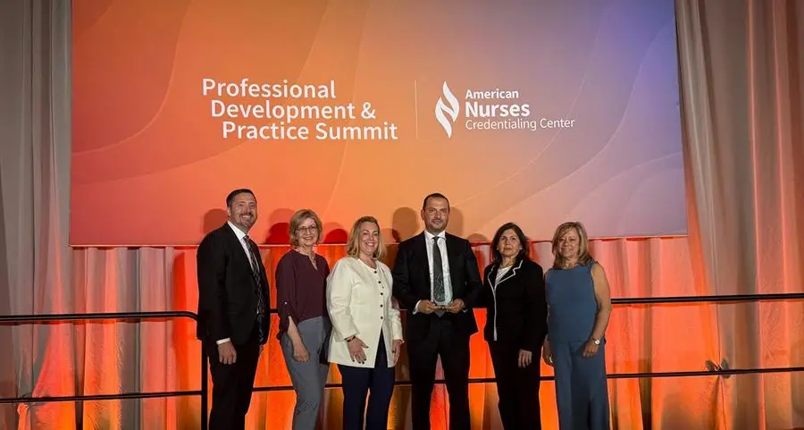 مركز جونز هوبكنز أرامكو الطبي يحصد جائزة Premier Award من المركز الأمريكي لاعتماد التمريض