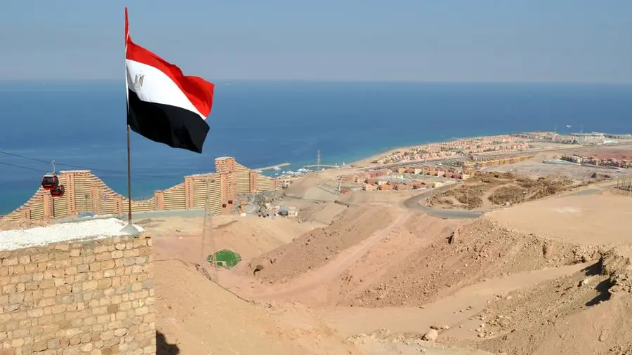 Egypt allocates Red Sea land for issuing bonds and lowering debt