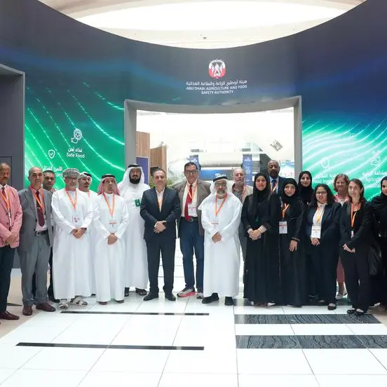 أبوظبي تستضيف ورشة إقليمية لتسهيل حركة الإبل واجتماع شبكة كامننيت لتعزيز نمو واستدامة قطاع الإبل