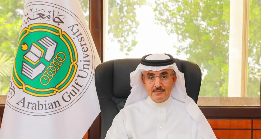 جامعة الخليج العربي تبرم شراكة أكاديمية مع جامعة جونز هوبكنز لتطوير التعليم التمريضي