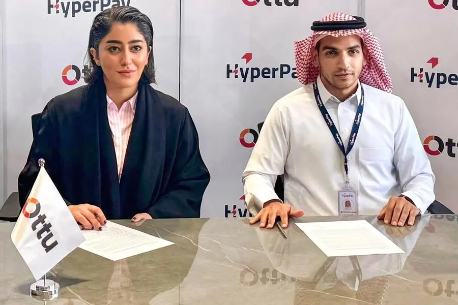 Danah Taqi, Chief Communication Officer of Ottu, and Muhannad Ebwini, Founder and CEO of HyperPay. Image Courtesy: Ottu