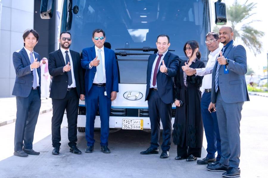 Hyundai's Hydrogen-Powered Bus Trial in Saudi Arabia: Pioneering Sustainable Mobility