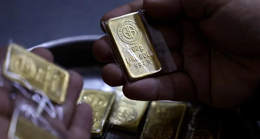 Gold rises on weaker dollar as investor weigh US-Iran peace deal prospects