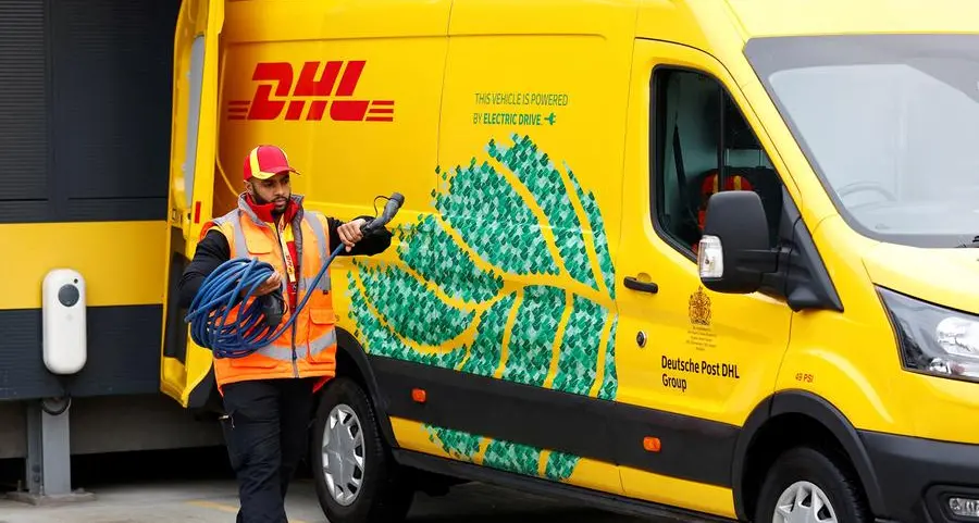 DHL to save $1.1bln by 2027 with 8,000 job cuts, shares rise
