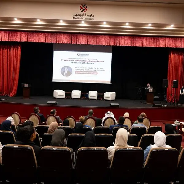 Abu Dhabi University hosts the first Women in Artificial Intelligence Forum