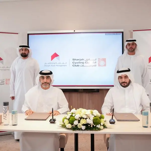 الشارقة لإدارة الأصول ونادي الشارقة للدراجات يوقعان مذكرة تفاهم لتعزيز الشراكة ودعم التنمية الرياضية