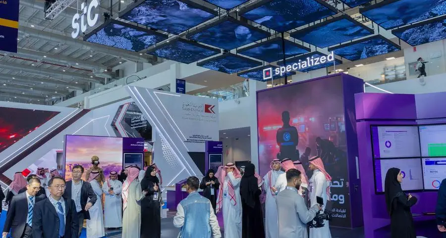 مجموعة stc تستعرض حلولها المتقدمة في مجال الاتصالات الحرجة