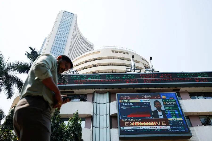 A man walks past the Bombay Stock Exchange (BSE) building in Mumbai, India, March 11, 2025. REUTERS/Francis Mascarenhas , Reuters/REUTERS
