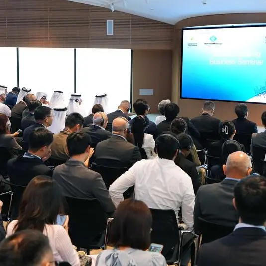 غرف دبي تنظم ملتقى دبي - بكين للأعمال بحضور نائبة عمدة بكين ومشاركة 130 رجل أعمال