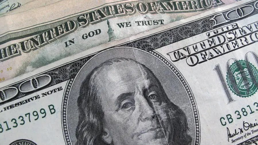 Dollar set for best month in nearly a year as bulls grow confident