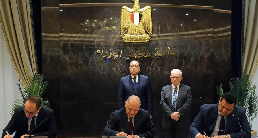 Egypt signs up to $900mln deal with Trafigura to expand Nag Hammadi aluminium complex