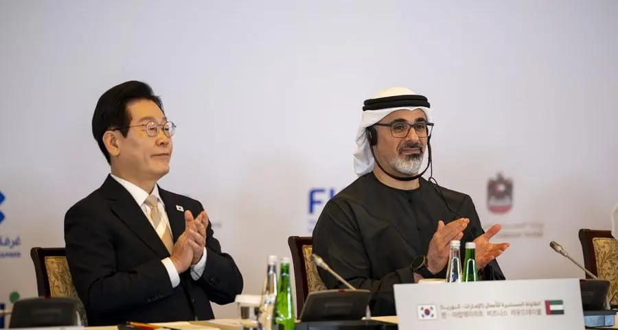 Crown Prince of Abu Dhabi, President of Republic of Korea attend roundtable meeting