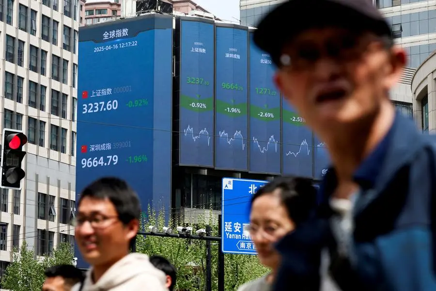 An electronic board shows Shanghai and Shenzhen stock indices in Shanghai, China April 16, 2025. REUTERS/Go Nakamura. , Reuters/REUTERS