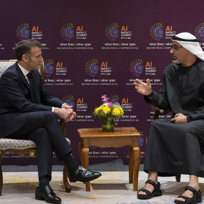 Crown Prince of Abu Dhabi, French President discuss bilateral cooperation