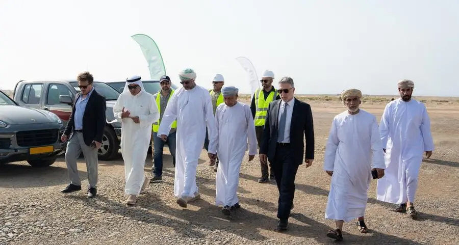 Undersecretary of the Ministry of Heritage and Tourism reviews progress of \"Al Nakheel\" project