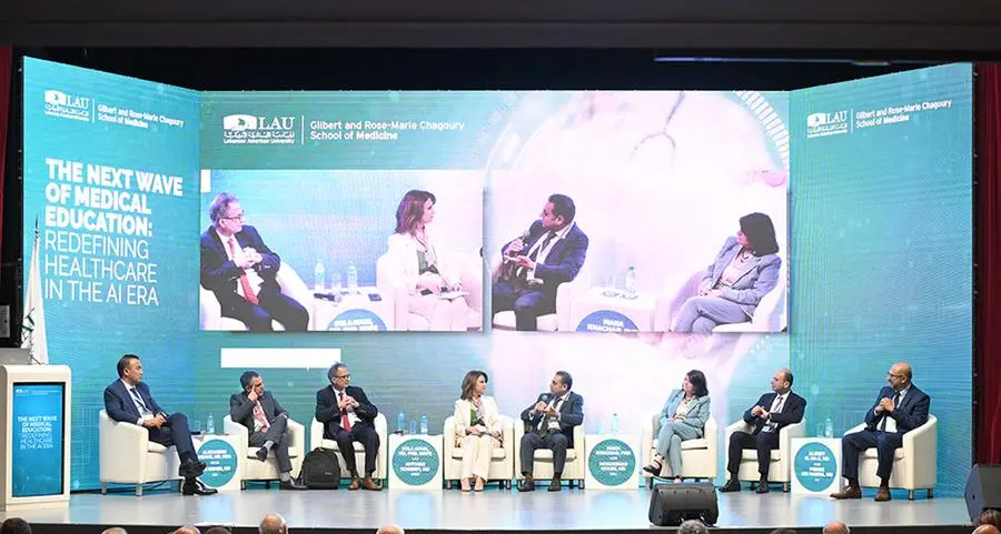 وزير الصحة أعلن إطلاق استراتيجية التحول الرقمي الصحي