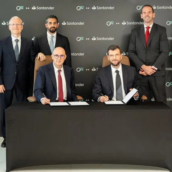 توقيع مذكرة تفاهم بين \"جي 42\" و\"بانكو سانتاندير\" لاستكشاف آفاق التعاون الاستراتيجي في مجال الذكاء الاصطناعي