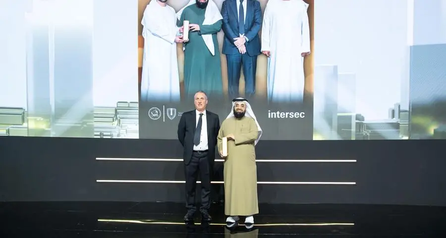 Dubai Municipality’s Khalid Mubarak honoured with H.H Sheikh Mansoor bin Mohammed bin Rashid Al Maktoum Emirati Rising Star Award