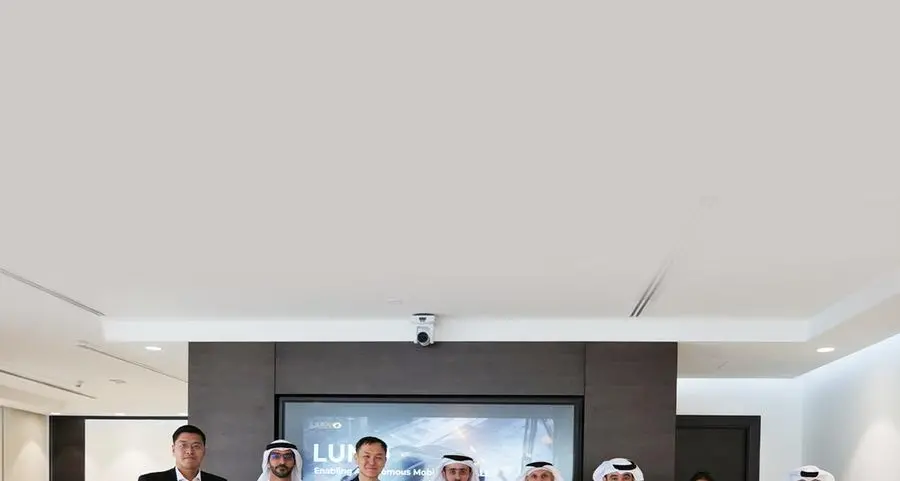 مركز النقل المتكامل وشركة \"لومو\" يناقشان تنفيذ تجربة أول حافلة نقل عام ذاتية القيادة في الشرق الأوسط وشمال أفريقيا
