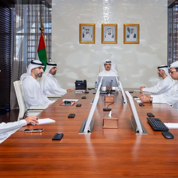 \"قضاء أبوظبي\" تستعرض مشاريعها المستقبلية لتوظيف الذكاء الاصطناعي في المنظومة القضائية
