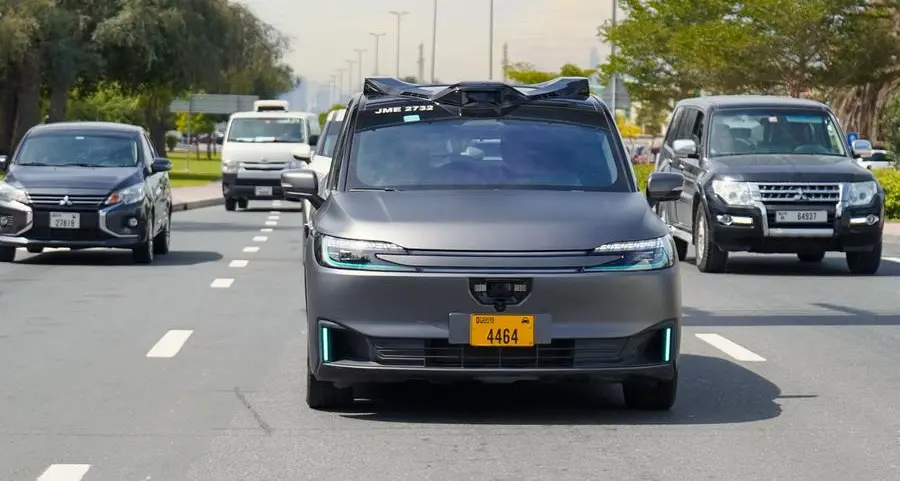 Dubai RTA launches commercial operations involving autonomous taxis
