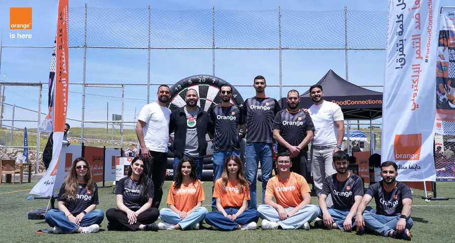 Orange Jordan continues fostering digital positivity by sponsoring Javier Saviola Challenge
