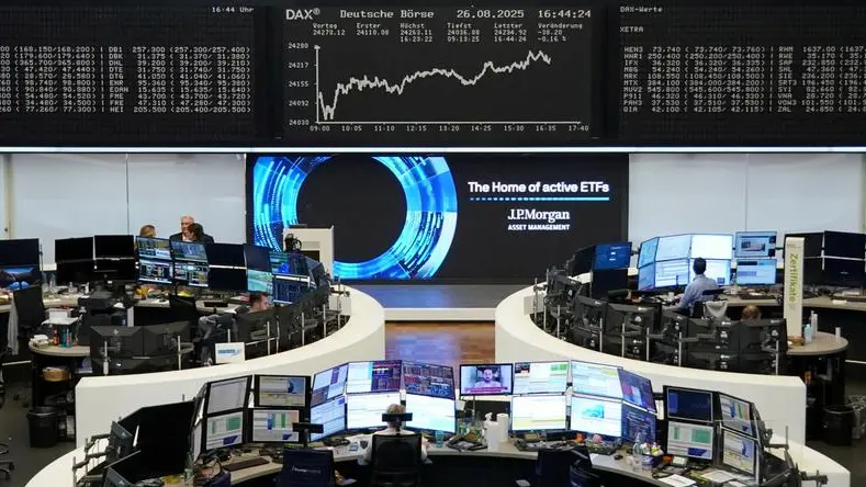 Dollar recovers despite Fed independence jitters, Europe stocks calm after French selloff