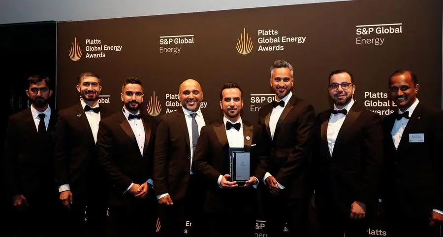 \"طاقة لشبكات النقل\" تنال جائزة \"أفضل مشروع بنية تحتية لعام 2025\" ضمن \"جوائز بلاتس العالمية للطاقة\"