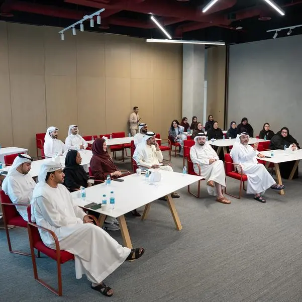 مجمع الشارقة للبحوث والتكنولوجيا والابتكار يعزز تمكين الكفاءات الوطنية عبر لقاء تفاعلي مع الشباب المواطنين