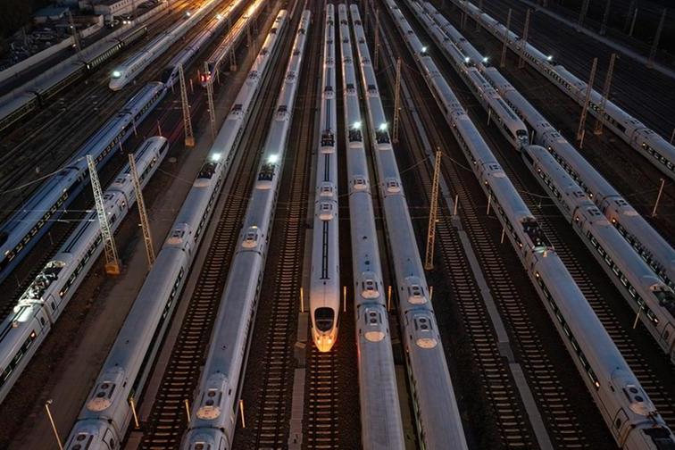 Morocco to receive first steel rail shipment from China for new high-speed rail project