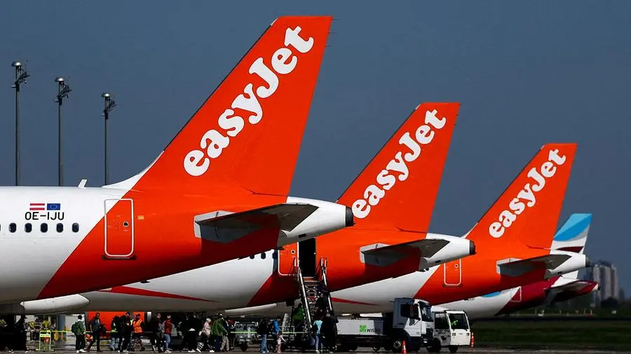 EasyJet backs $7.65bln Apollo bid over Castlelake offer