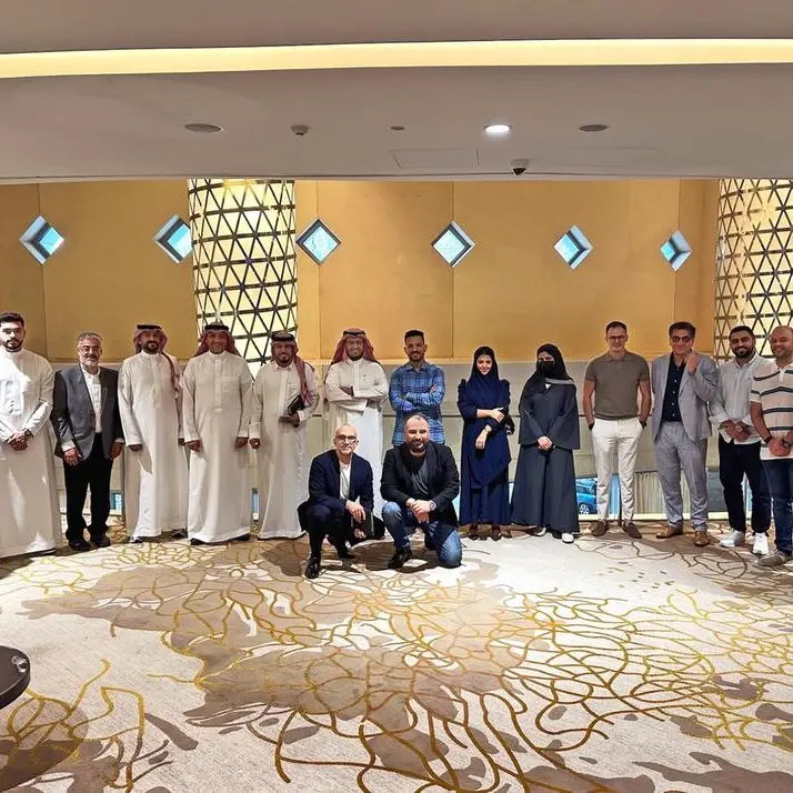 \"يونيفونك\" تسلط الضوء على أراء العملاء خلال اجتماعها الثاني للمجلس الاستشاري للعملاء