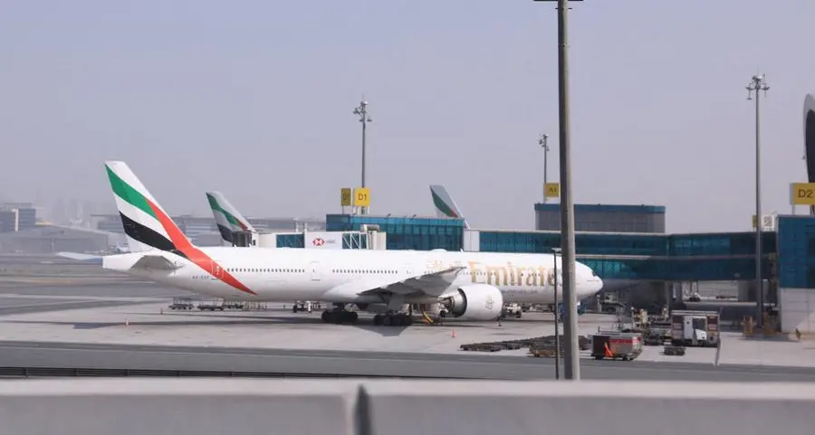 Dubai airport resumes some flights